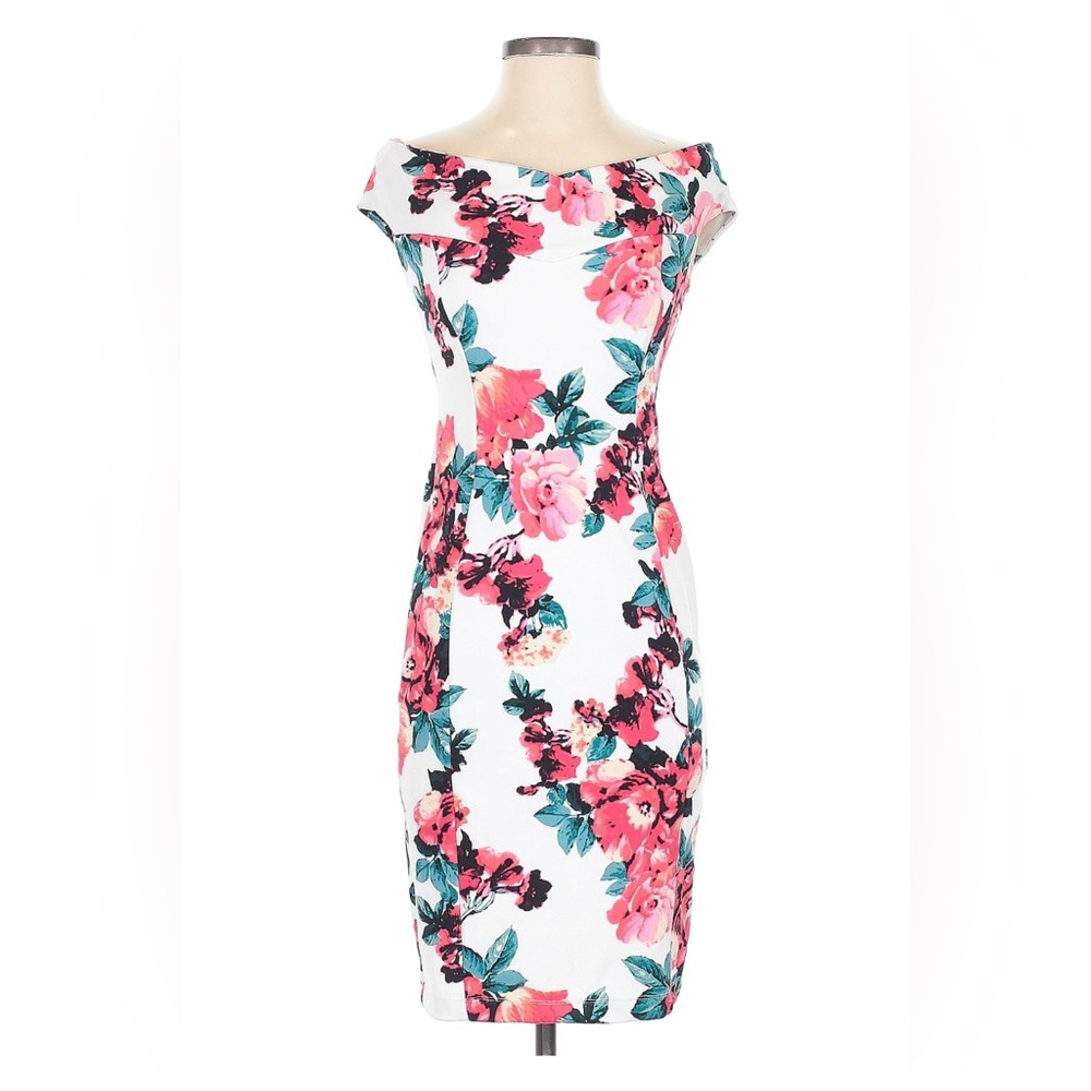 Chic Love, Nickie Lew striking Floral Dress